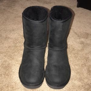 Black Women’s UGG boot